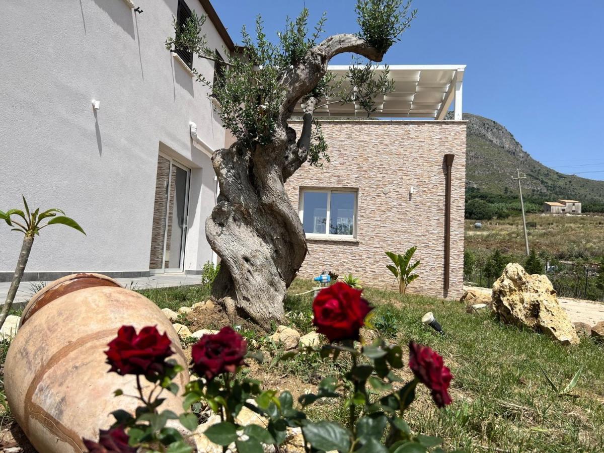 Villa MiRò, stupenda villa con piscina privata Castellammare del Golfo Esterno foto